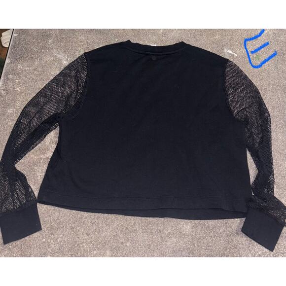 Hunter x Target women’s black long sleeve sweatshirt with mesh sleeves (small) - Picture 2 of 8